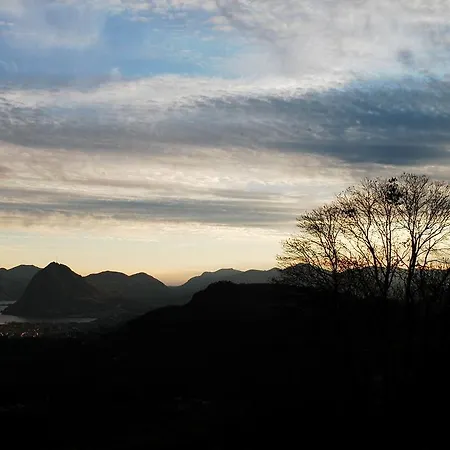 ホテル Eco Del Giglio Roveredo Capriasca