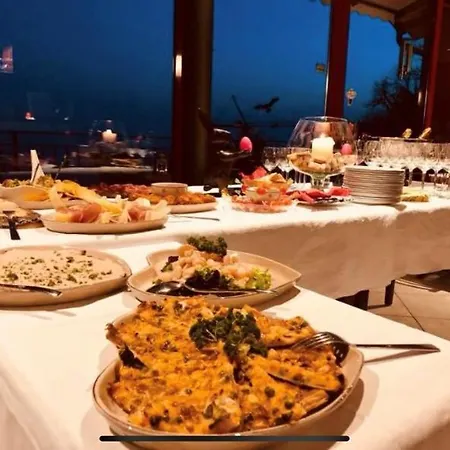 Eco Del Giglio فندق